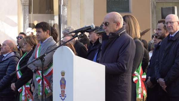 4 novembre varese pace