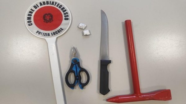 abbiategrasso armato denunciato polizialocale