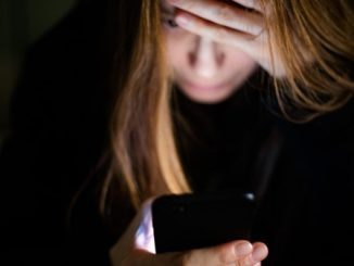 somma cyberstalking serata