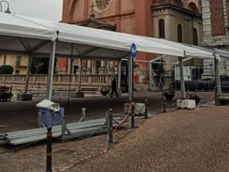 lonate uniti liberi pista ghiaccio