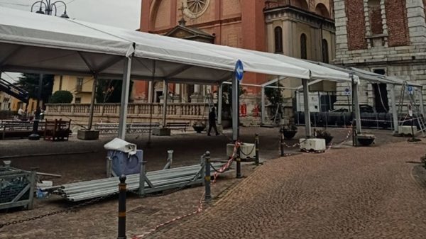 lonate uniti liberi pista ghiaccio