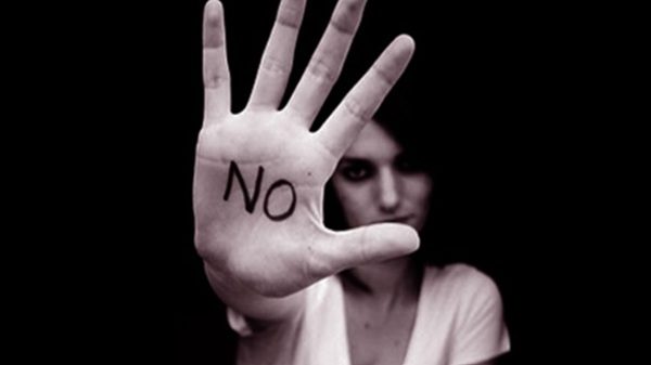 cassano teatro dibattito violenza donne