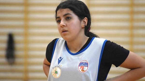 Novara ragazza Nour scomparsa