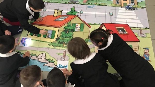 bambini scuola città