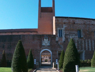 Novara castello torre abbattere