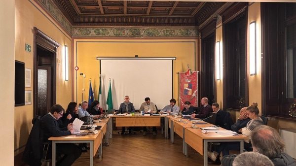 Gazzada schianno cimiteri loculi