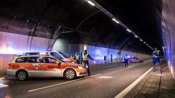 incidente svizzera grave varesino