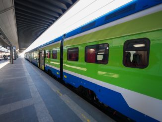aggressione treno arresto