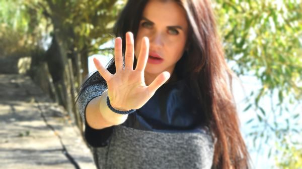 violenza varese incontri adolescenti