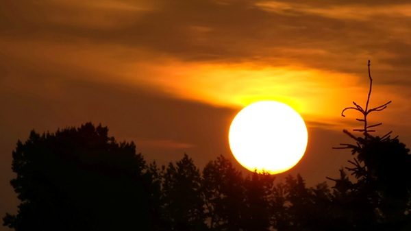 weekend sole nubi foschia