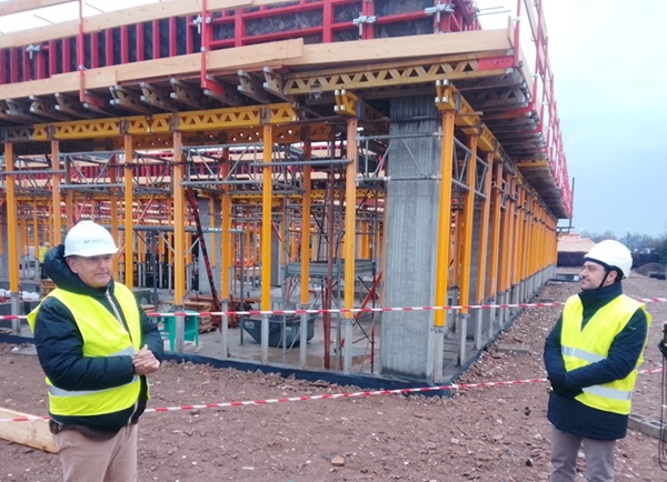 legnano piscina lavori cantiere