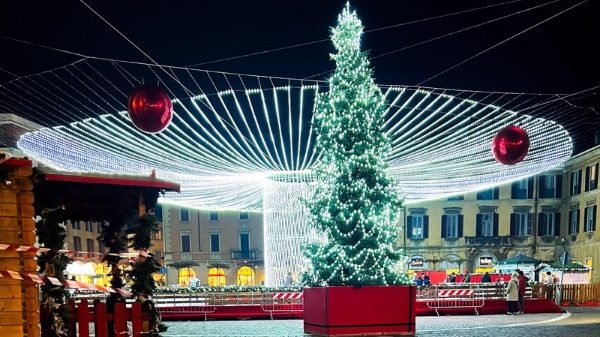 Gallarate mercatini artigiani Natale