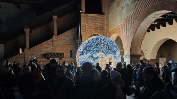 Novara Natale inaugurazione proiezioni