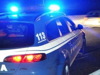 gallarate auto rubata contromano