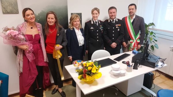 legnano stanza donne carabinieri