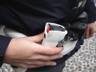 gallarate polizia spray peperoncino