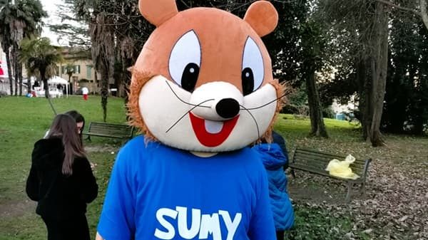 sumirago mascotte scoiattolo sumy 01