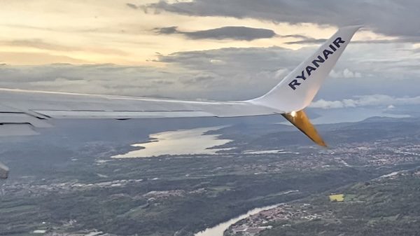 Malpensa nuovo aereo ryanair