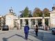 Novara lite accattonaggio cimitero