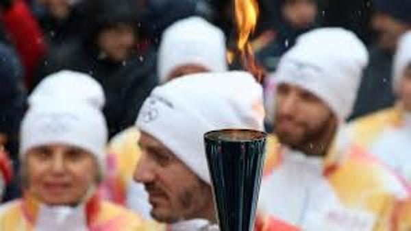 Novara Olimpiadi fiamma tedofori