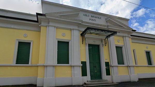gallarate caro asili protesta
