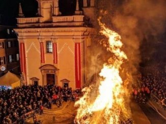 Varese Festa Antonio parcheggi
