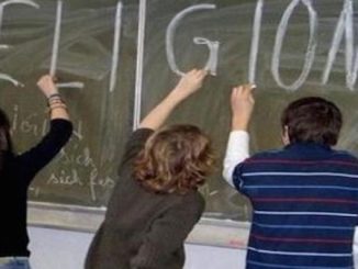 Novara tribunale prof religione