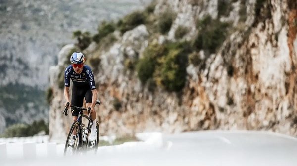 ciclismo pidcock programmi