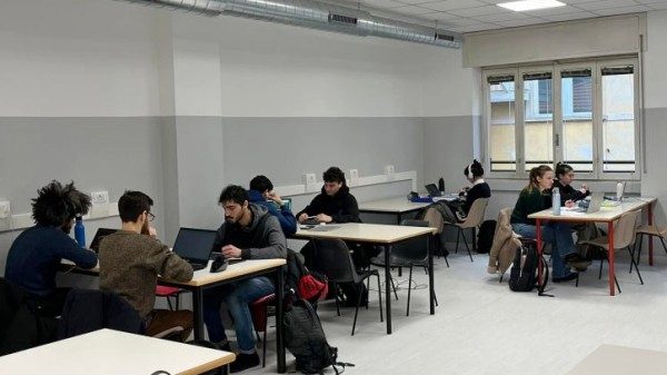 sportello frontalieri varese informagiovani