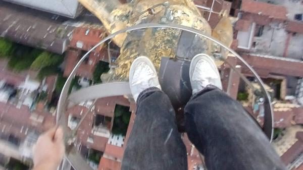 Novara cupola arrampicata climber