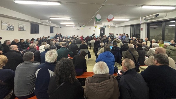 Gallarate case peep comitato