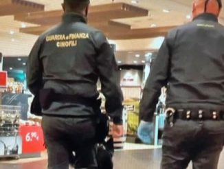 Domodossola GdF sequestro cosmetici