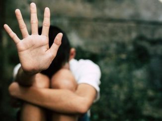 Novara violenze minore famiglia