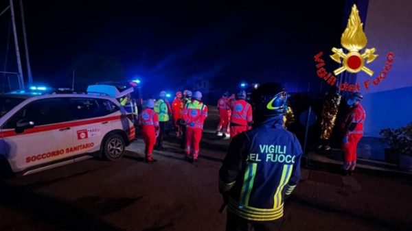 incendio condominio venegono superiore