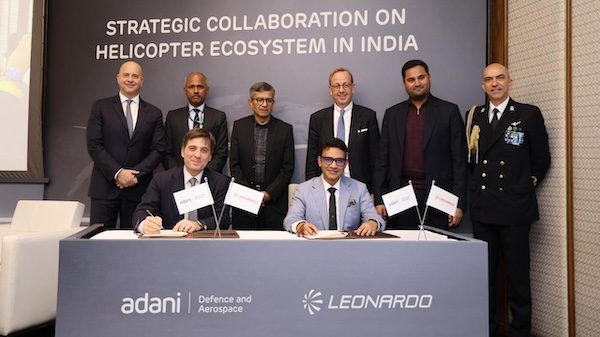 leonardo elicotteri india adani
