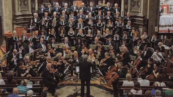 Coro Orchestra Amadeus