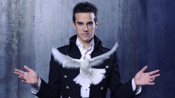 Busto teatro Manzoni magia