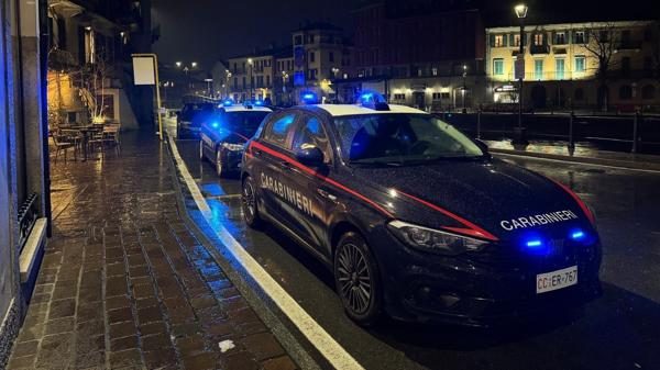 Omegna violenza moglie arresto