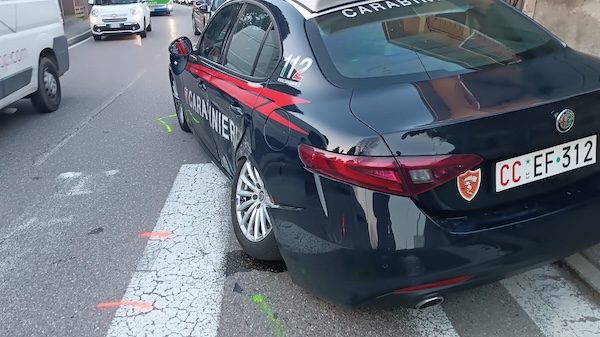 Cardano incidente auto carabinieri