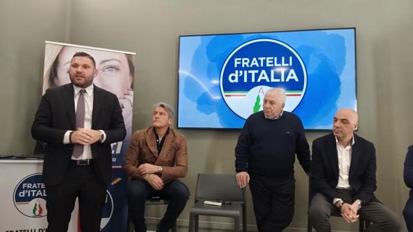 Novara mozione De Grandis sfiducia