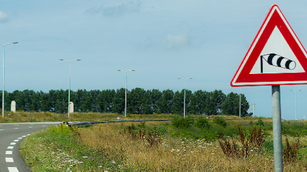 Lombardia forte vento arpa