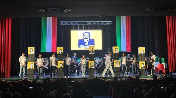 Lonate studenti legalità teatro