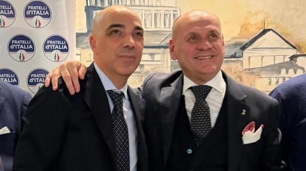 Novara FdI rivolta Nastri