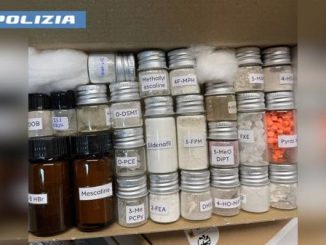 Novara droga piccolo chimico