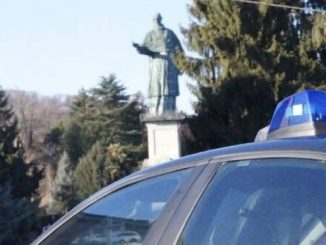 Castelletto amanti estorsione arresto