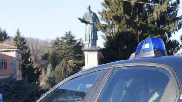 Castelletto amanti estorsione arresto