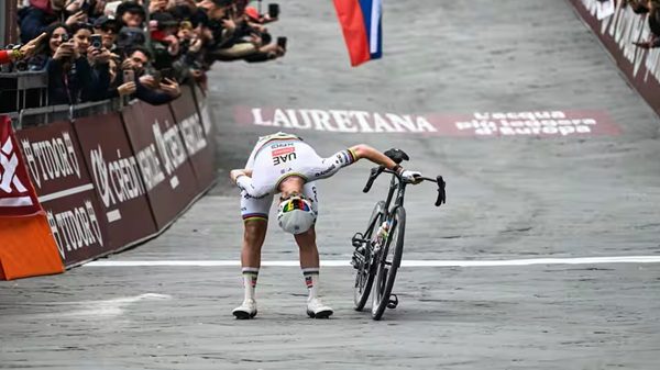 strade bianche pogacar
