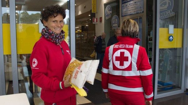 raccolta alimentare croce rossa