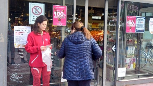 raccolta croce rossa varese alimenti