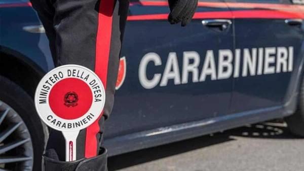 Novara accoltellato stazione pendolari